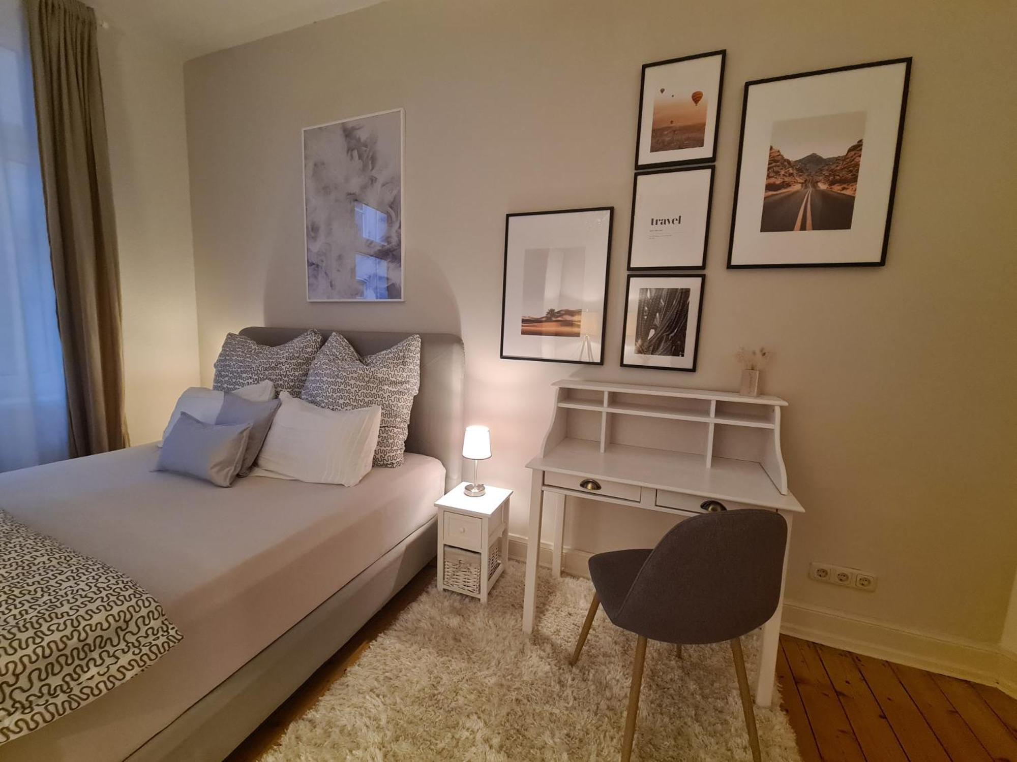 Home Away From Home Stylish Central Netflix Kitchen Wiesbaden Exterior foto